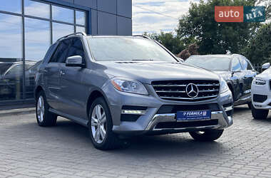 Внедорожник / Кроссовер Mercedes-Benz M-Class 2011 в 