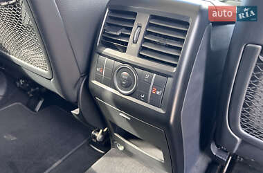 Внедорожник / Кроссовер Mercedes-Benz M-Class 2011 в 