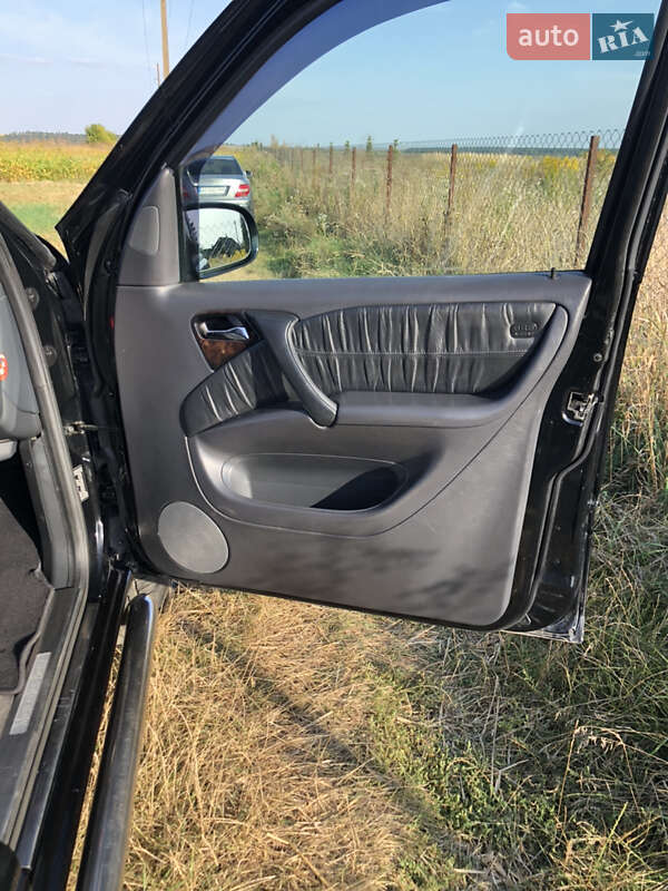 Внедорожник / Кроссовер Mercedes-Benz M-Class 2004 в Луцке