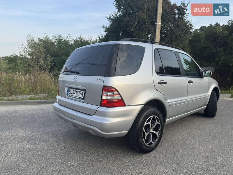 Позашляховик / Кросовер Mercedes-Benz M-Class 2002 в Львові фото 6 Позашляховик / Кросовер Mercedes-Benz M-Class 2002 в Львові