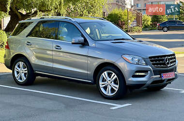 Позашляховик / Кросовер Mercedes-Benz M-Class 2014 в Києві