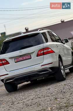Внедорожник / Кроссовер Mercedes-Benz M-Class 2013 в 