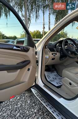 Внедорожник / Кроссовер Mercedes-Benz M-Class 2011 в 