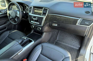 Внедорожник / Кроссовер Mercedes-Benz M-Class 2014 в 