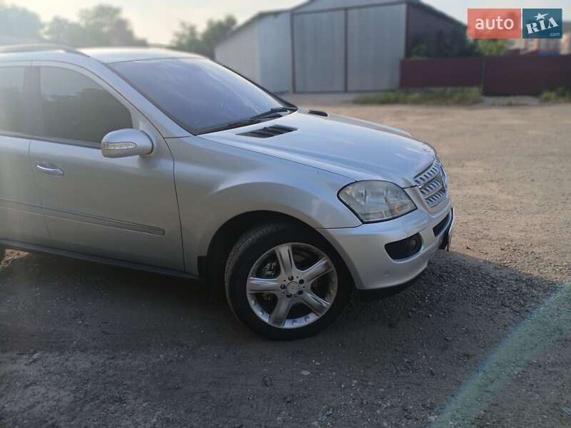 Внедорожник / Кроссовер Mercedes-Benz M-Class 2007 в Крыжополе