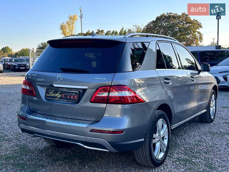 Позашляховик / Кросовер Mercedes-Benz M-Class 2011 в Одесі