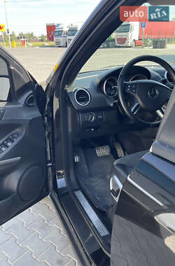 Позашляховик / Кросовер Mercedes-Benz M-Class 2007 в 
