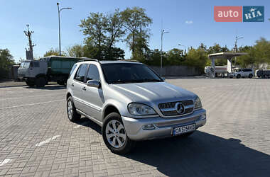 Внедорожник / Кроссовер Mercedes-Benz M-Class 2003 в Запорожье