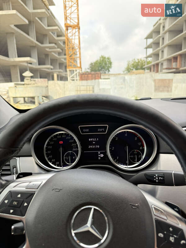 Внедорожник / Кроссовер Mercedes-Benz M-Class 2011 в Львове
