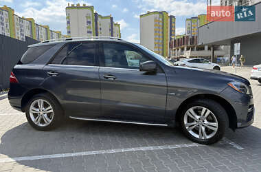 Позашляховик / Кросовер Mercedes-Benz M-Class 2012 в  фото 9 Позашляховик / Кросовер Mercedes-Benz M-Class 2012 в