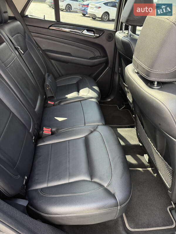 Внедорожник / Кроссовер Mercedes-Benz M-Class 2012 в Киеве