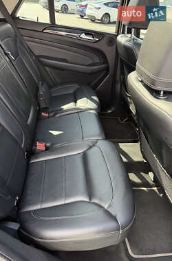 Позашляховик / Кросовер Mercedes-Benz M-Class 2012 в  фото 29 Позашляховик / Кросовер Mercedes-Benz M-Class 2012 в