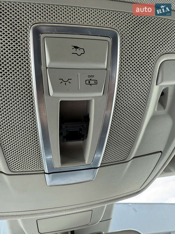 Внедорожник / Кроссовер Mercedes-Benz M-Class 2012 в Киеве