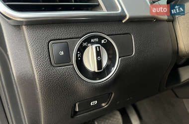 Внедорожник / Кроссовер Mercedes-Benz M-Class 2012 в Сваляве