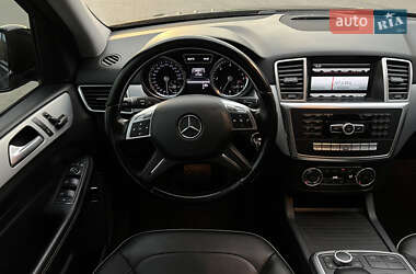 Внедорожник / Кроссовер Mercedes-Benz M-Class 2012 в 