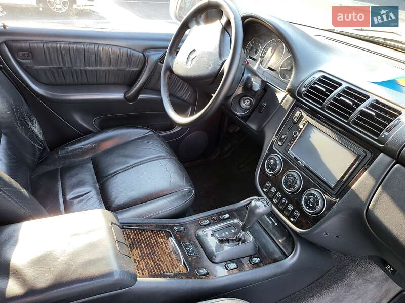 Позашляховик / Кросовер Mercedes-Benz M-Class 2004 в Києві