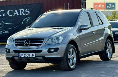 Внедорожник / Кроссовер Mercedes-Benz M-Class 2005 в 