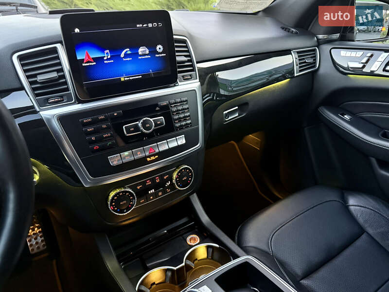 Внедорожник / Кроссовер Mercedes-Benz M-Class 2014 в Киеве