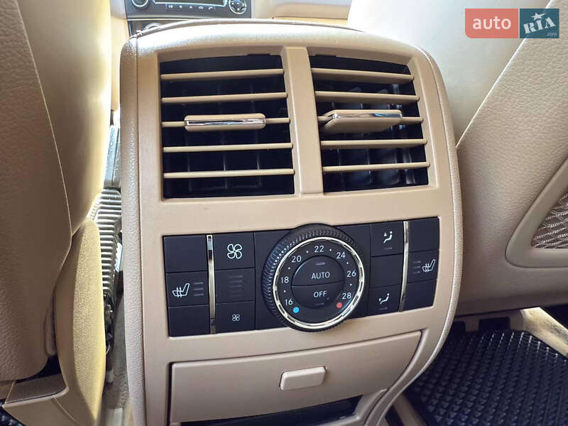 Позашляховик / Кросовер Mercedes-Benz M-Class 2007 в Чернівцях