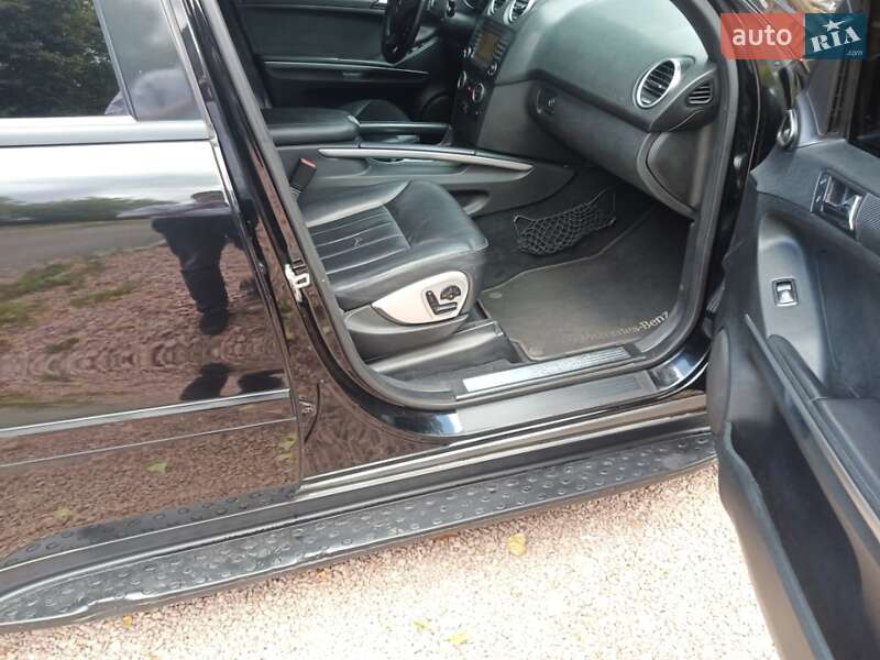 Внедорожник / Кроссовер Mercedes-Benz M-Class 2007 в Киеве