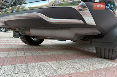 Позашляховик / Кросовер Mercedes-Benz M-Class 2013 в 