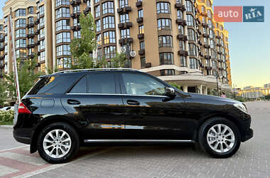 Позашляховик / Кросовер Mercedes-Benz M-Class 2013 в 