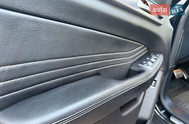 Позашляховик / Кросовер Mercedes-Benz M-Class 2013 в 