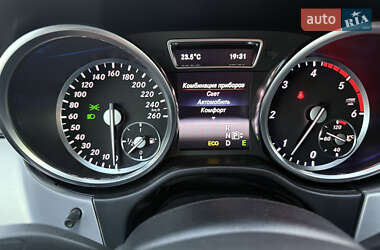 Позашляховик / Кросовер Mercedes-Benz M-Class 2013 в 