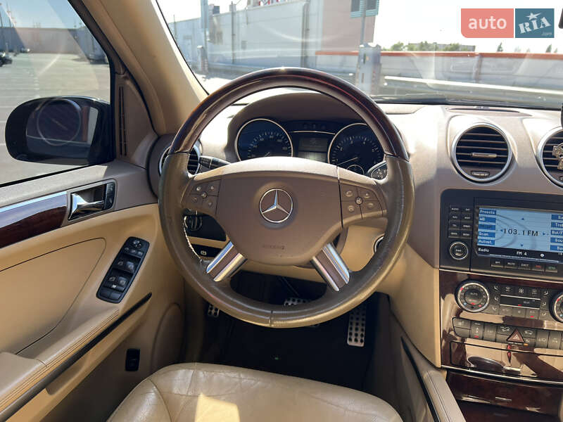 Внедорожник / Кроссовер Mercedes-Benz M-Class 2008 в Киеве