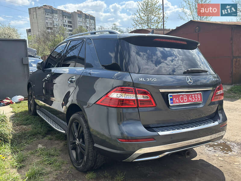 Внедорожник / Кроссовер Mercedes-Benz M-Class 2012 в Львове