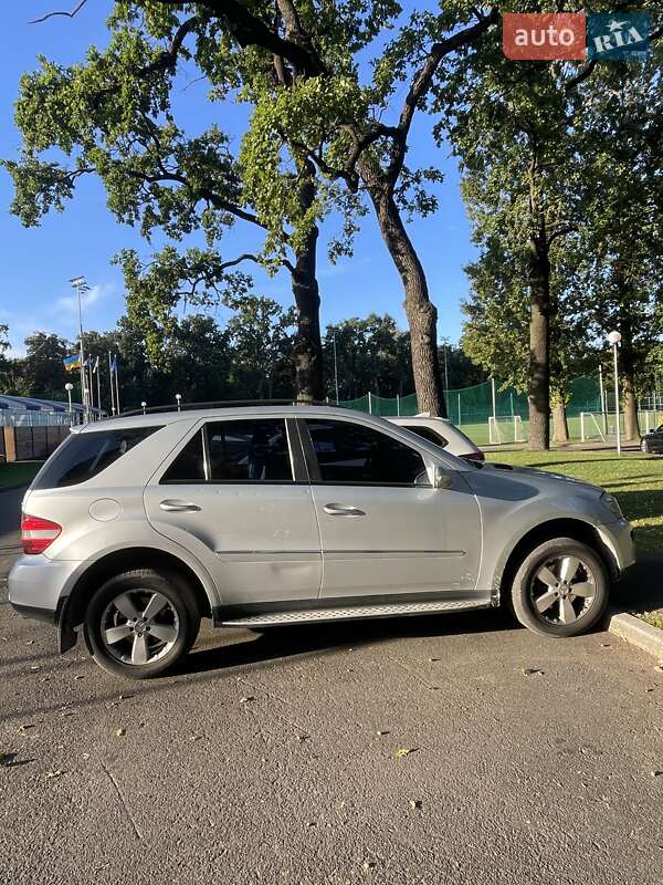Внедорожник / Кроссовер Mercedes-Benz M-Class 2008 в Киеве