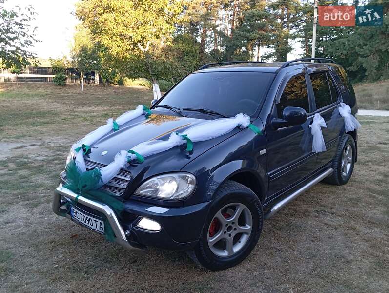 Позашляховик / Кросовер Mercedes-Benz M-Class 2001 в Стрию