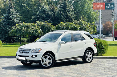 Позашляховик / Кросовер Mercedes-Benz M-Class 2008 в 