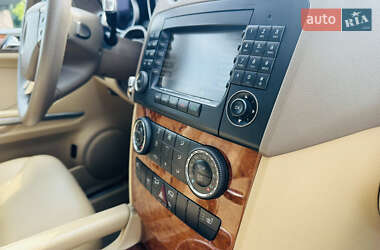 Позашляховик / Кросовер Mercedes-Benz M-Class 2008 в 