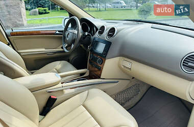Позашляховик / Кросовер Mercedes-Benz M-Class 2008 в 