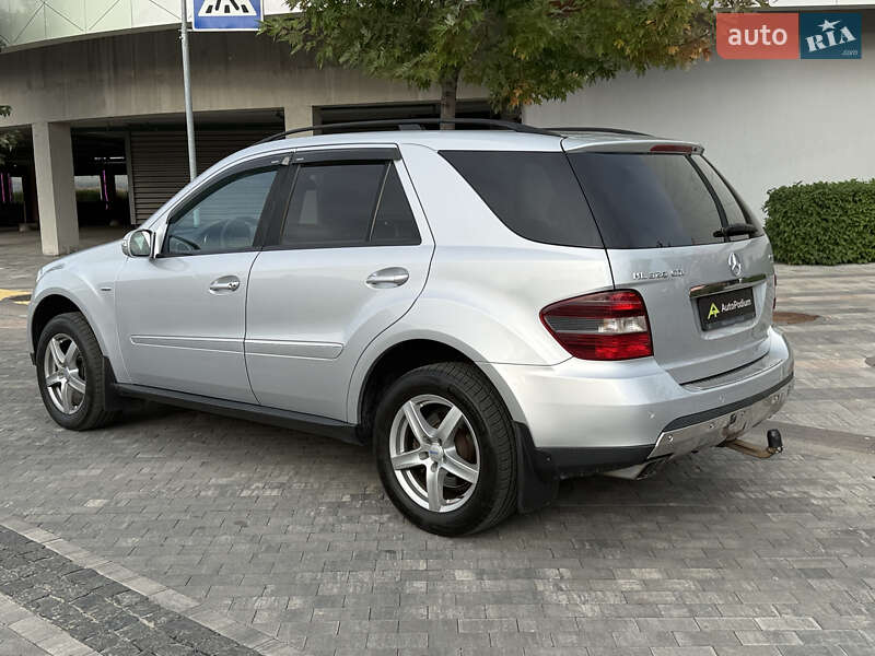 Внедорожник / Кроссовер Mercedes-Benz M-Class 2008 в Киеве