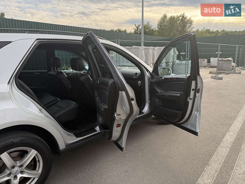 Позашляховик / Кросовер Mercedes-Benz M-Class 2008 в Києві