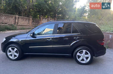 Внедорожник / Кроссовер Mercedes-Benz M-Class 2007 в 