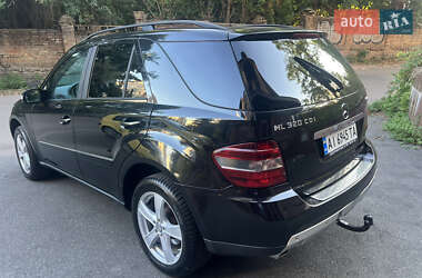 Внедорожник / Кроссовер Mercedes-Benz M-Class 2007 в 