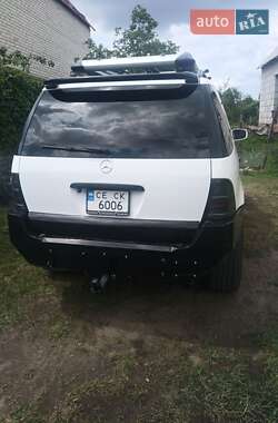 Позашляховик / Кросовер Mercedes-Benz M-Class 2002 в 