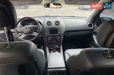 Внедорожник / Кроссовер Mercedes-Benz M-Class 2010 в 