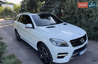 Позашляховик / Кросовер Mercedes-Benz M-Class 2012 в 