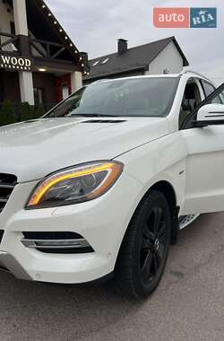 Внедорожник / Кроссовер Mercedes-Benz M-Class 2012 в 