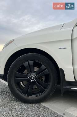 Внедорожник / Кроссовер Mercedes-Benz M-Class 2012 в 