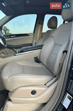 Внедорожник / Кроссовер Mercedes-Benz M-Class 2013 в 