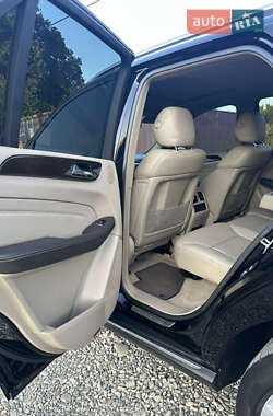 Внедорожник / Кроссовер Mercedes-Benz M-Class 2013 в 