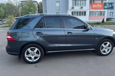 Внедорожник / Кроссовер Mercedes-Benz M-Class 2012 в 