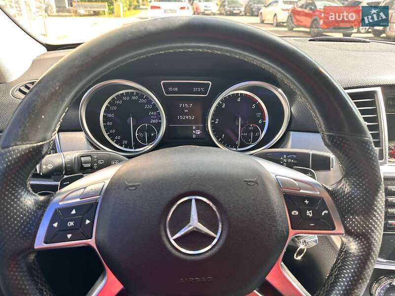 Внедорожник / Кроссовер Mercedes-Benz M-Class 2012 в Харькове