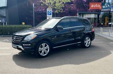 Внедорожник / Кроссовер Mercedes-Benz M-Class 2014 в 