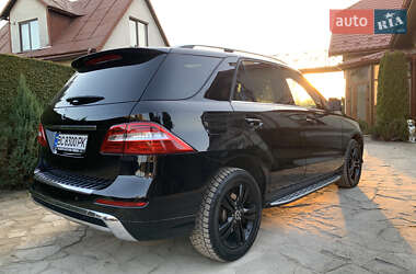 Позашляховик / Кросовер Mercedes-Benz M-Class 2012 в 